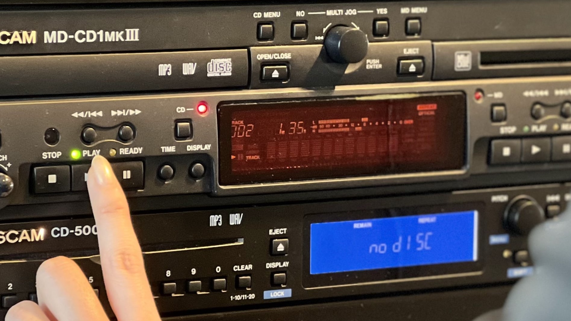 CDが再生できない！プレーヤーとディスクそれぞれの原因と対処法をご