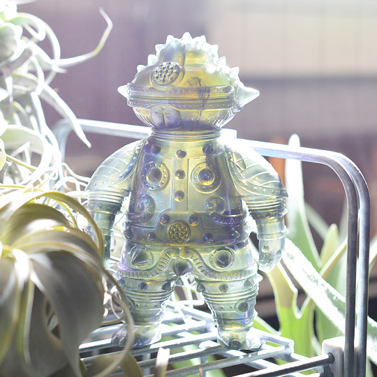 ソフビ製ともだち初号機 (光学迷彩Aタイプ) | 多肉植物・特別な鉢の