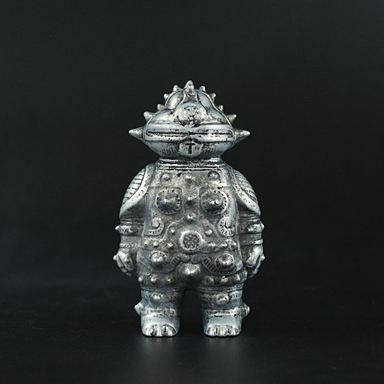 ともだち初号機 燻銀 | 多肉植物・特別な鉢の販売 | トーキー | TOKY