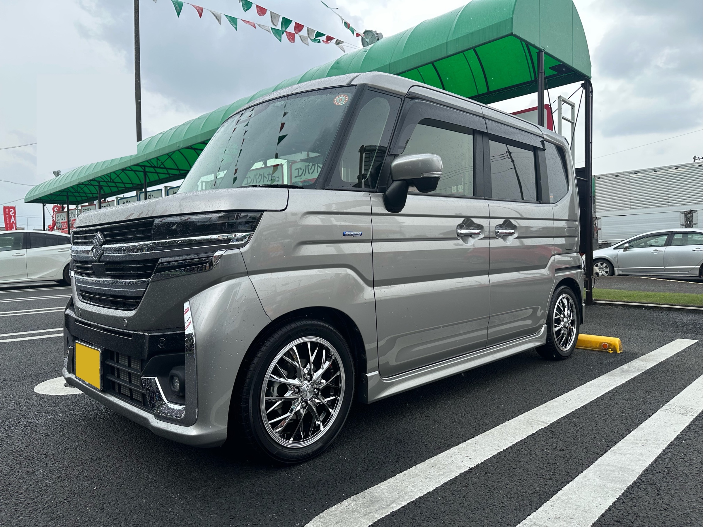 スズキ・スペーシアカスタム・MK54S】ダウンサス取り付け | 店舗お