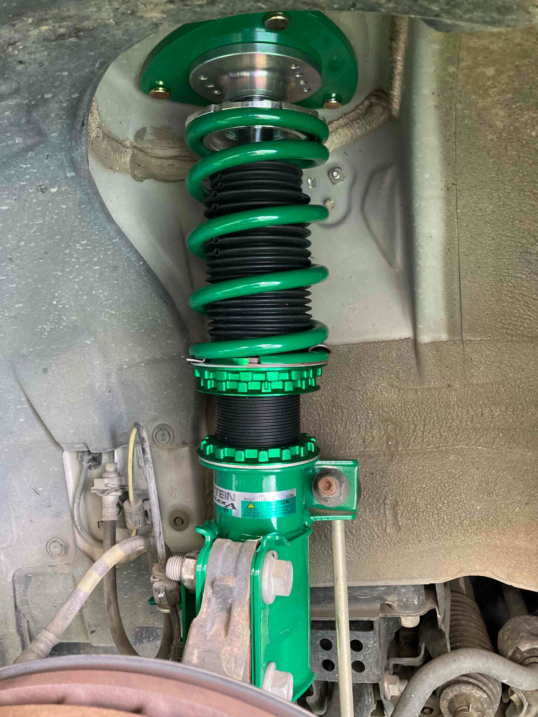 スバル・BRZ・ZC6】TEINの車高調『FLEX A』をお取り付けしました