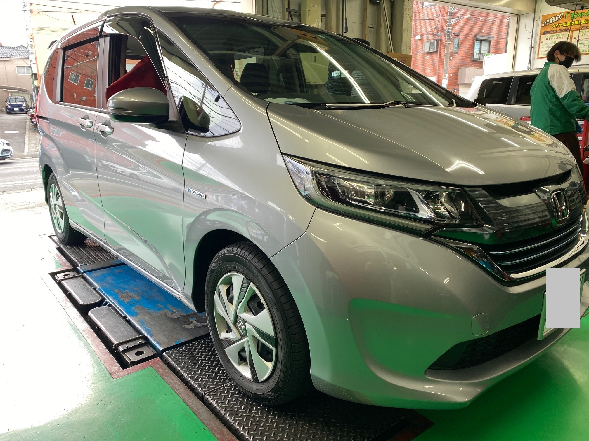 ホンダ フリード 15インチアルミホイール＆タイヤセット 取付 | 店舗お