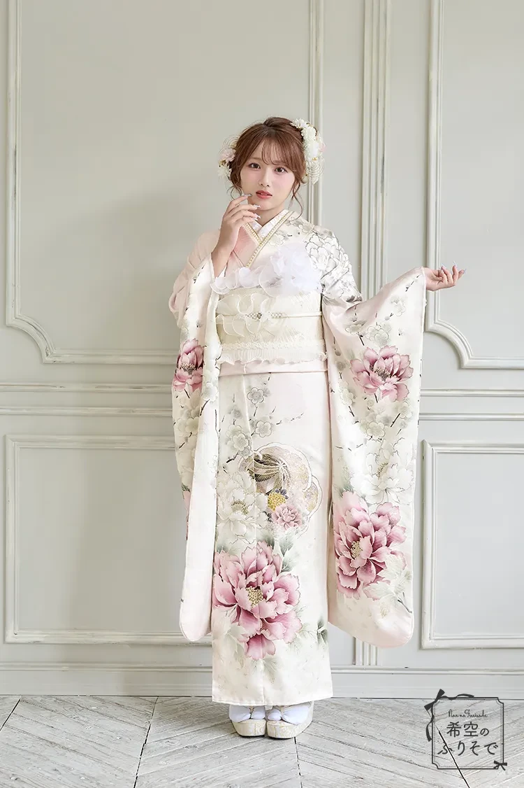 希空のふりそで くすみピンク 古典柄 くすみカラー古典 かわいい