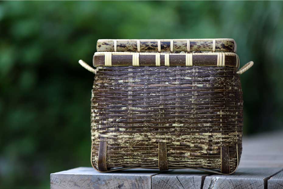 虎竹二段角魚籠（穴開き）名人作の籠を日本唯一の虎竹で復刻！ | 虎