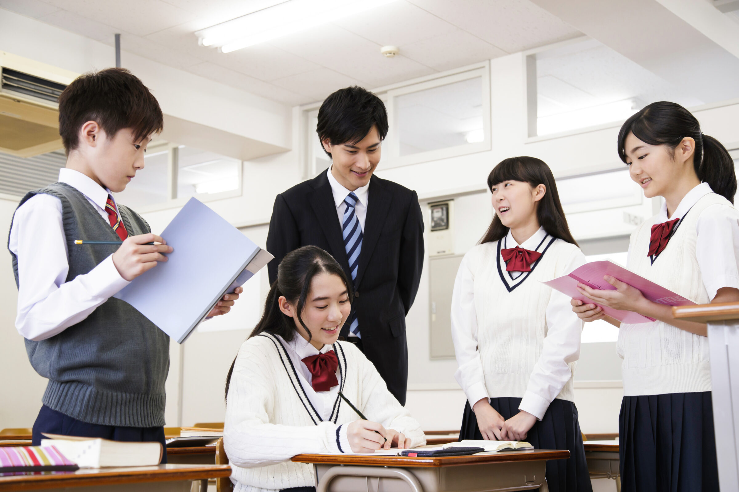 個人のお客様 - 学生服・スクールユニフォームメーカー 瀧本株式会社