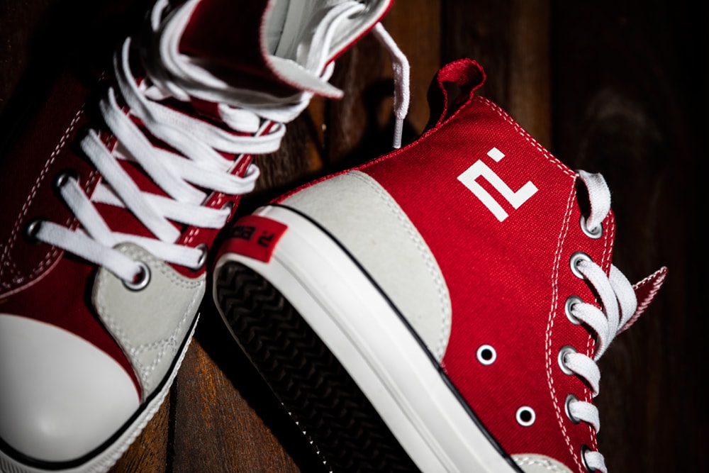 SHINICHIRO ARAKAWAからカジュアルなライディング仕様のハイカット