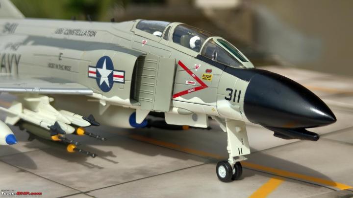1:72 die cast scale model of McDonnell Douglas F-4 Phantom II