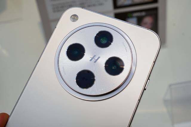 日本で初のHASSELBLADスマホ「OPPO Find X8」実機レビュー 手ブレも