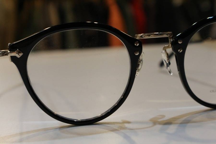 クラシックなお洒落さ♪80年代伊達眼鏡【古着屋トレファクスタイル