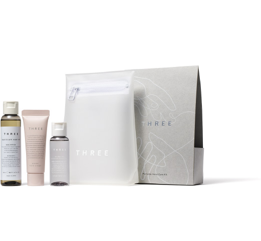THREE PORTABLE HAND CARE KIT3つのハンドケアを、新生活の手と手へ