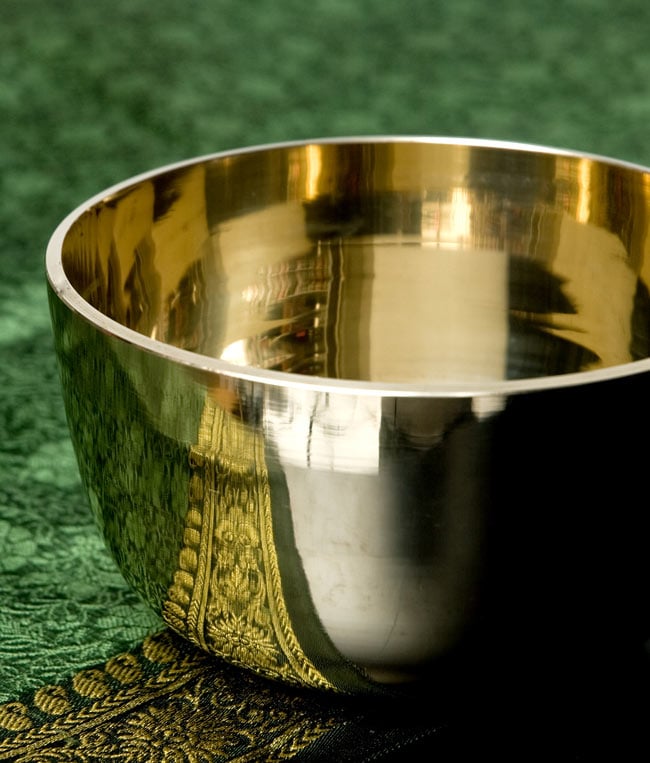 高音質シンプルシンギングボウル 13cm の通販[送料無料] - TIRAKITA.COM