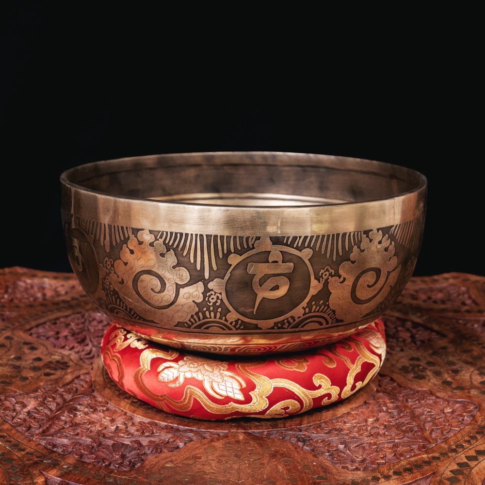 一点物】チベタンアンティックシンギングボウル【音階：E】約1508g