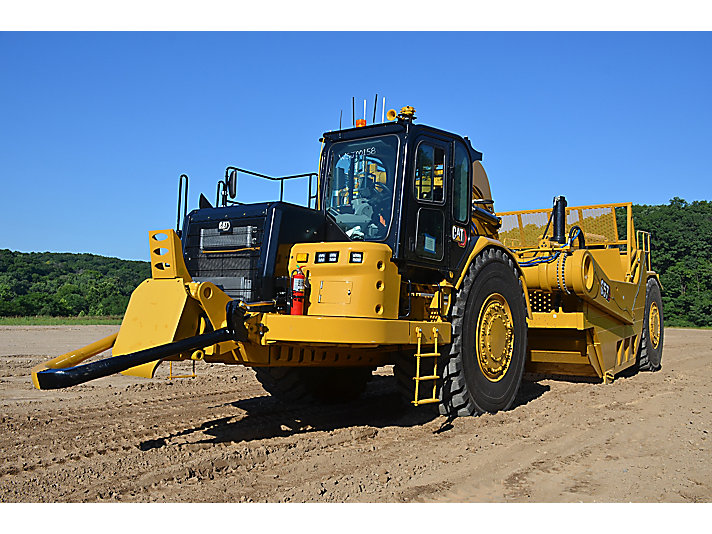 Wheel tractor scrapers CAT® 657
