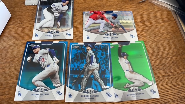 大谷の「50/50ボックス」で大当たり！ 1箱でシリアル5枚とSP日本語