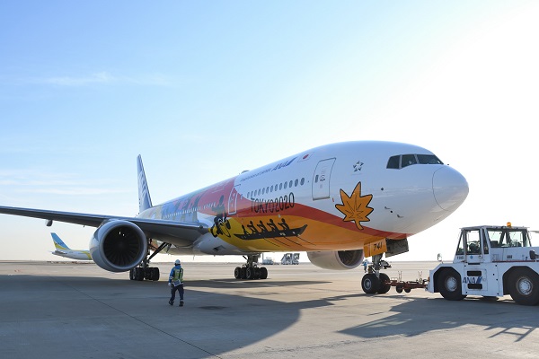 ANA「HELLO 2020 JET」、大会成功への願いを乗せて初就航 きょうから
