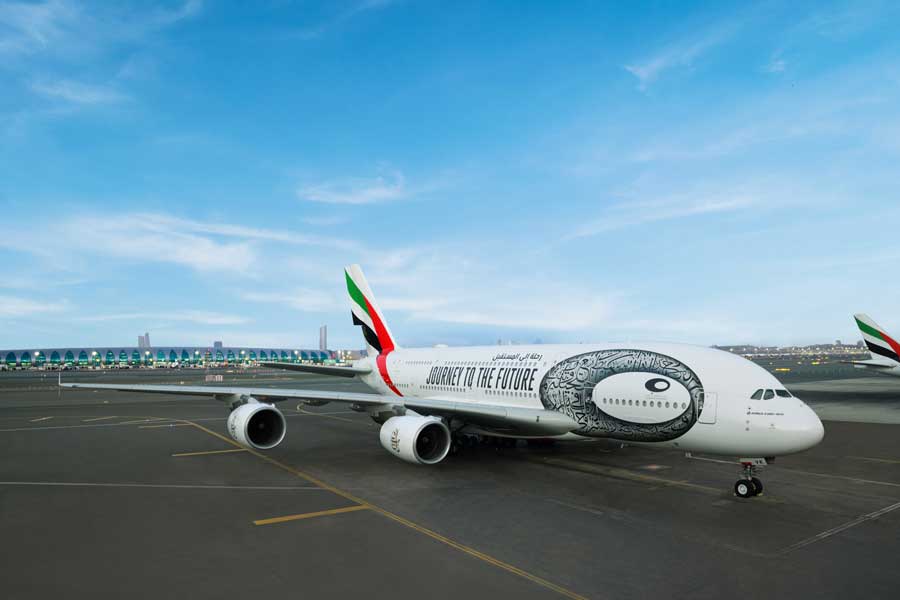 エミレーツ航空、ドバイの未来博物館がテーマのA380特別塗装機 10機を
