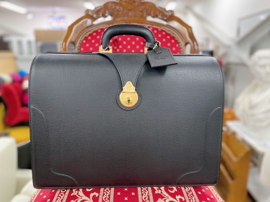 未使用日本製♪】BURBERRY LONDON(バーバリーロンドン)のダレスバッグ