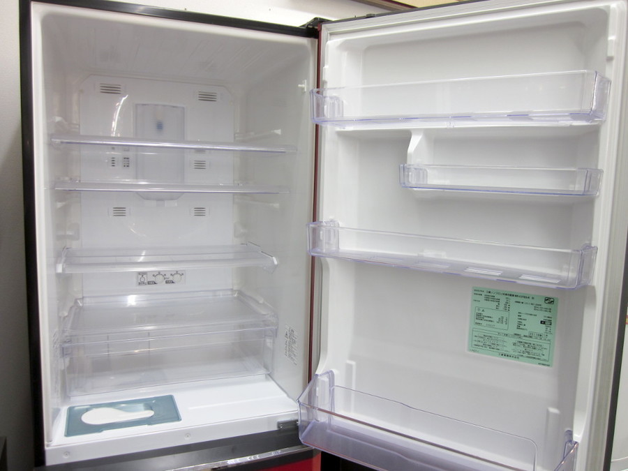 MITSUBISHI(三菱)の370L 3ドア冷蔵庫 2011年製「MR-C37ES」｜2019年10