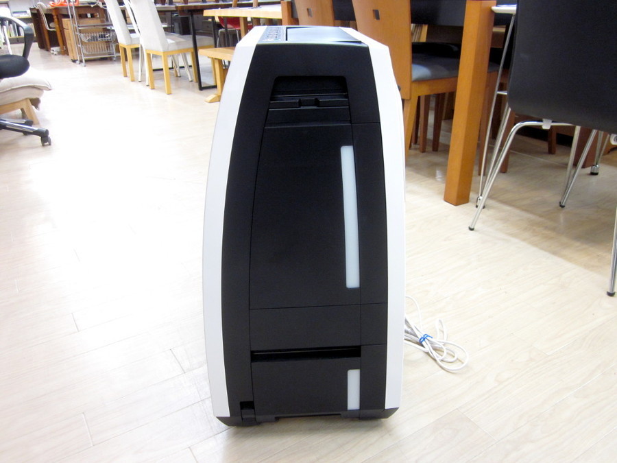 SHARP(シャープ)の2017年製除加湿空気清浄機「KC-HD70-W」プラズマ