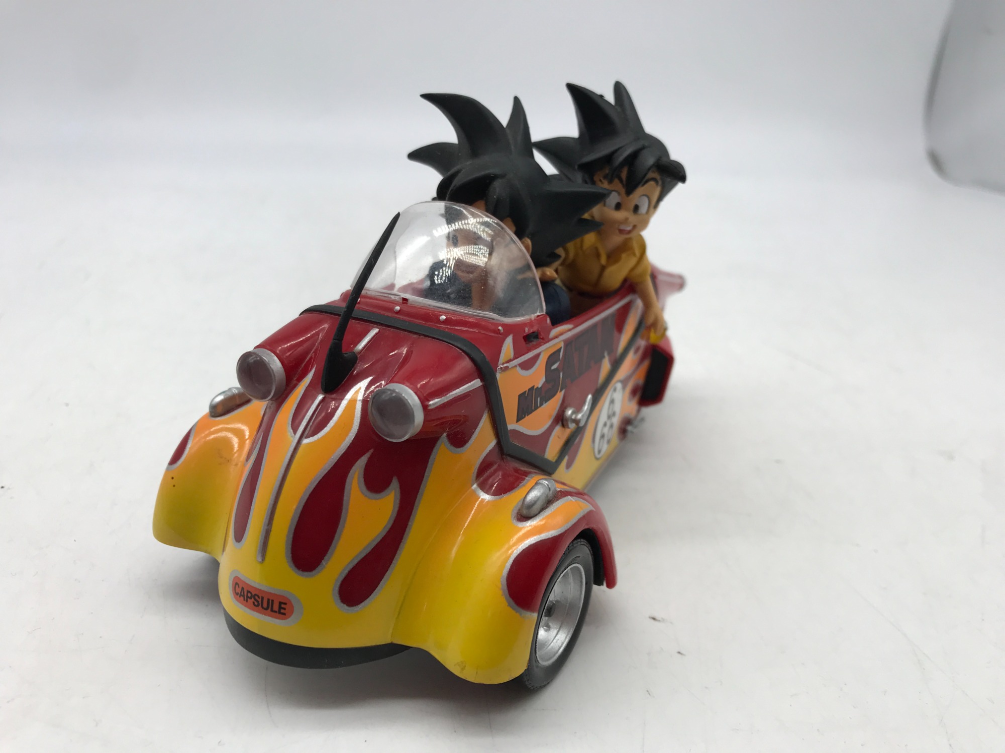 ドラゴンボールZ悟空・悟天のフィギュア＆カーが入荷いたしました