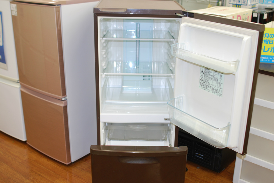 2ドア冷蔵庫 Panasonic(パナソニック) NR-B143W 2010年製 138L 入荷