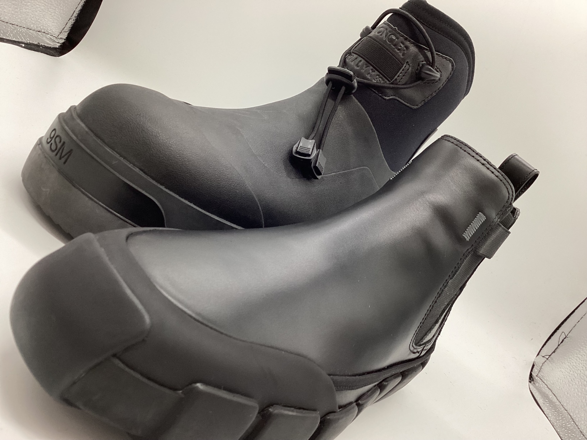 メンズアイテム買取強化中】MONCLER/モンクレール 美品ブーツ2点を入荷