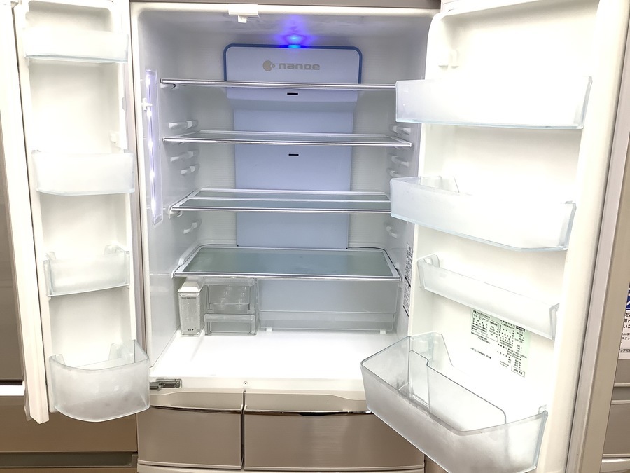 Panasonic（パナソニック）6ドア冷蔵庫 2011年製入荷致しました