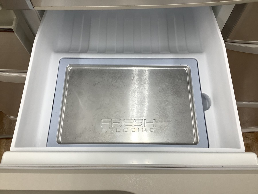 Panasonic（パナソニック）6ドア冷蔵庫 2011年製入荷致しました