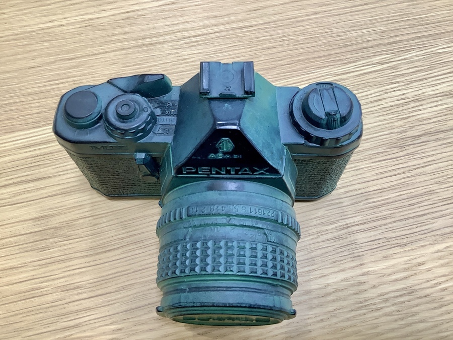 PENTAX(ペンタックス)鋳物カメラ型貯金箱 ヨドバシカメラ西口贈呈品 が