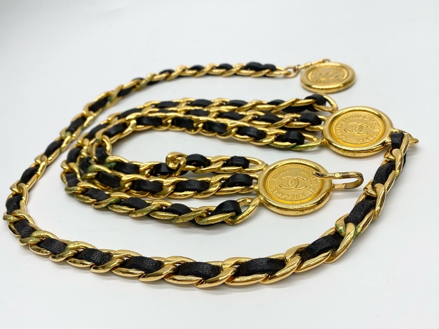 CHANEL(シャネル)よりヴィンテージのチェーンベルトが入荷致しました