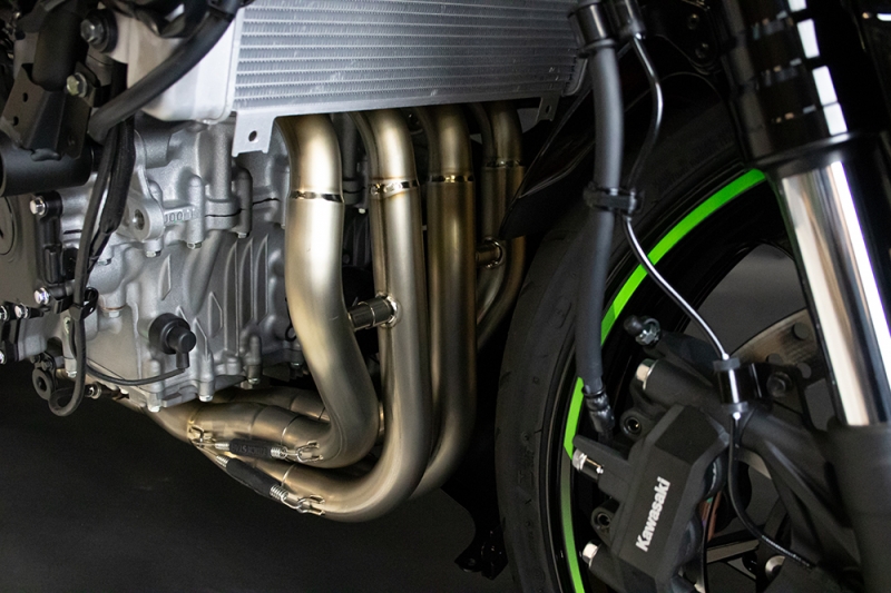 トリックスター / Ninja ZX-25R(21-22) 政府認証フルエキゾースト