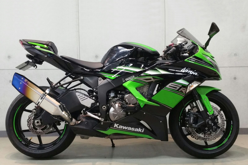 トリックスター / ZX-6R(13-17) 政府認証スリップオンマフラーIKAZUCHI
