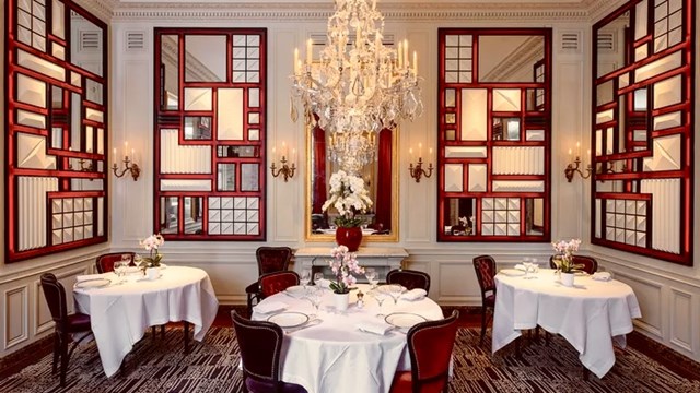 Restaurant L'AMBROISIE (レストラン・ランブロワジー)│フランス校