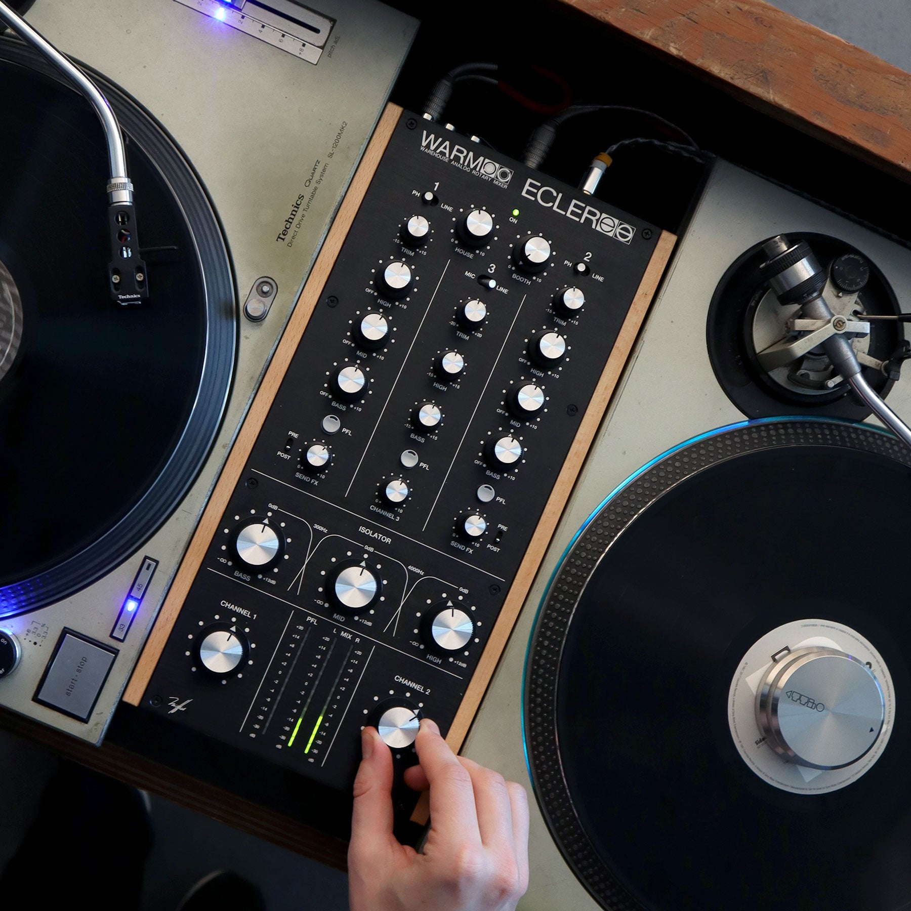 Ecler: WARM2 Two-Channel Analogue Rotary Mixer – TurntableLab.com