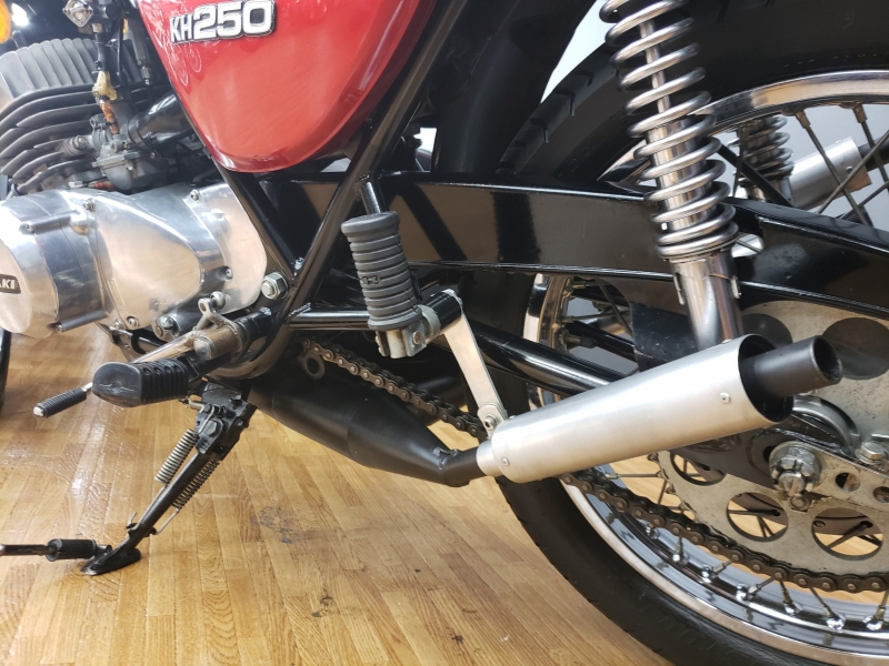 KH250 爆竹タイプ3本チャンバー キャンディーレッドNEWペイント｜SOLD