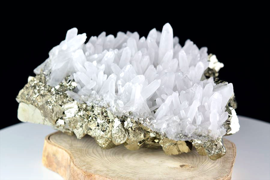 水晶共生・特大】パイライト クラスター｜黄鉄鉱｜原石｜激レア｜直