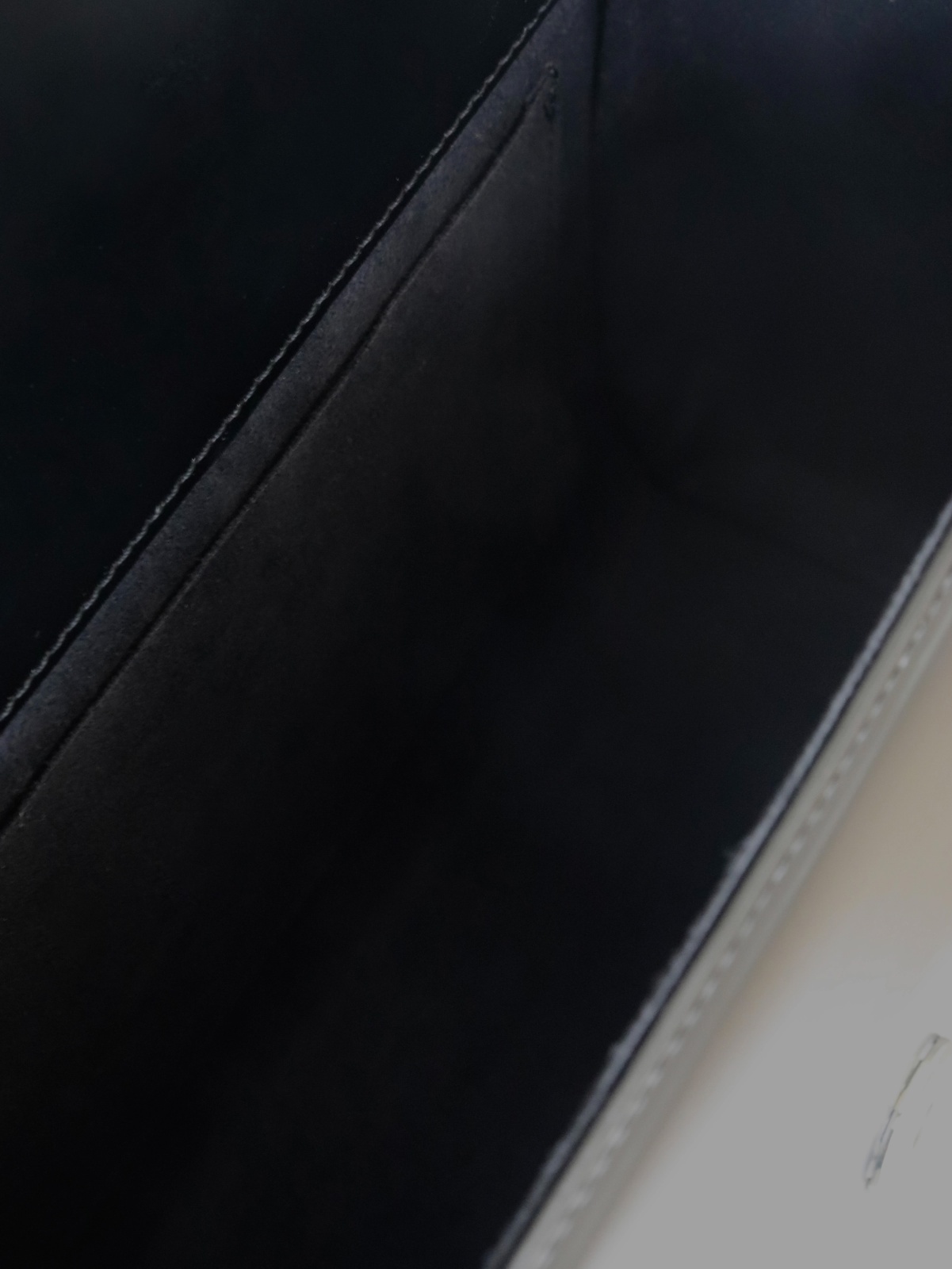SAINT MARKS shoulder (BLACK)/クロコ型押しレザー - URBAN BOBBY