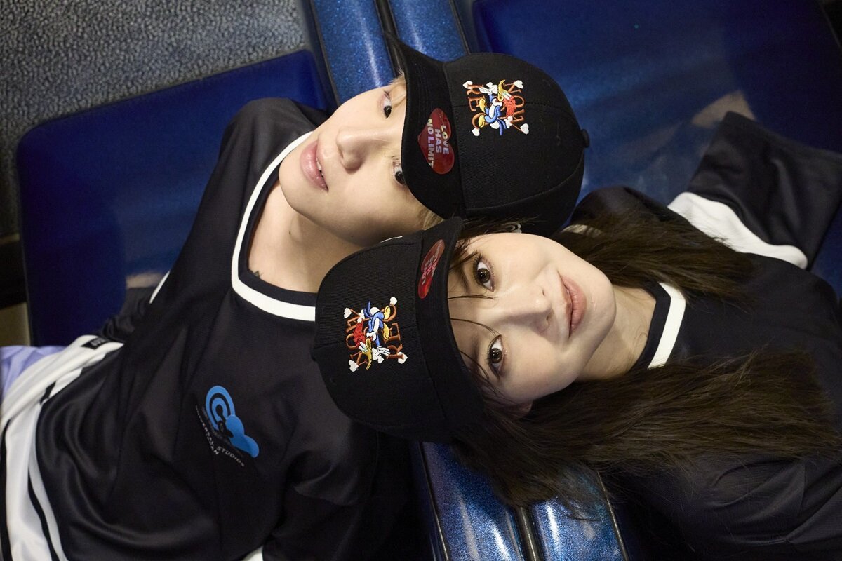 LOVE HAS NO LIMITチャリティグッズ第三弾 SNS世代が注目する 覆面現代