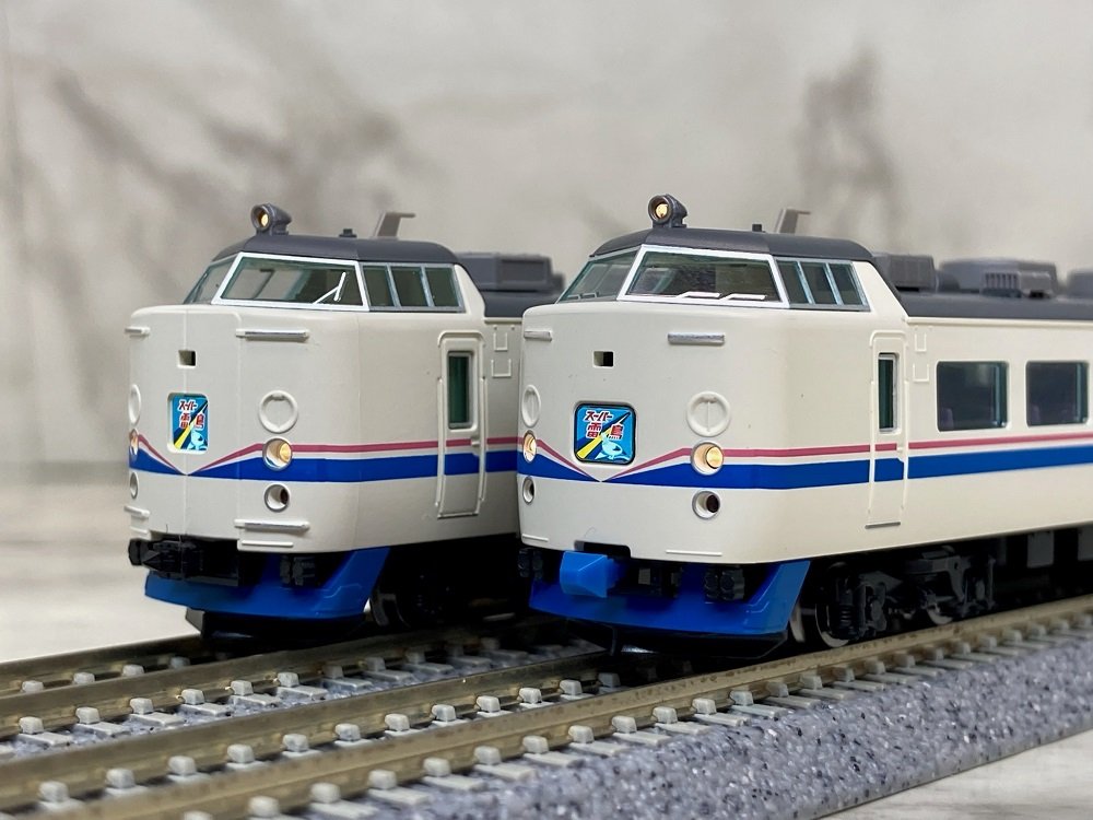 個性的な改造車の共演！ TOMIXの485系「スーパー雷鳥」をご紹介