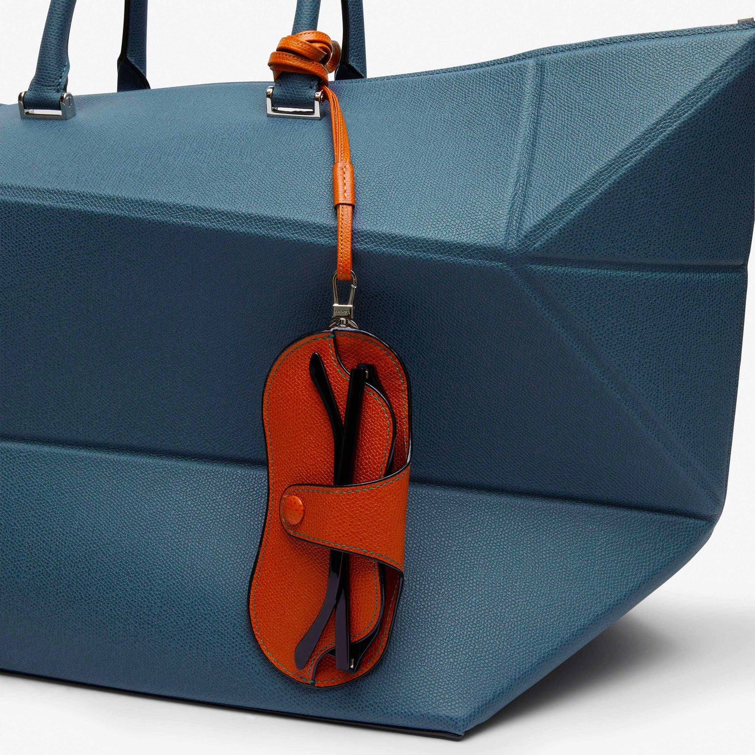 ストラップ付 メガネケース – Valextra - ヴァレクストラ 公式