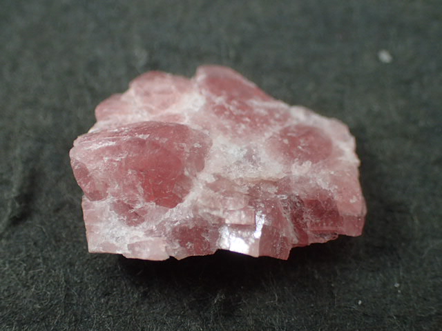 最高品質菱マンガン鉱(Rhodochrosite) 北海道小平町稲倉石鉱山 産 ｜石