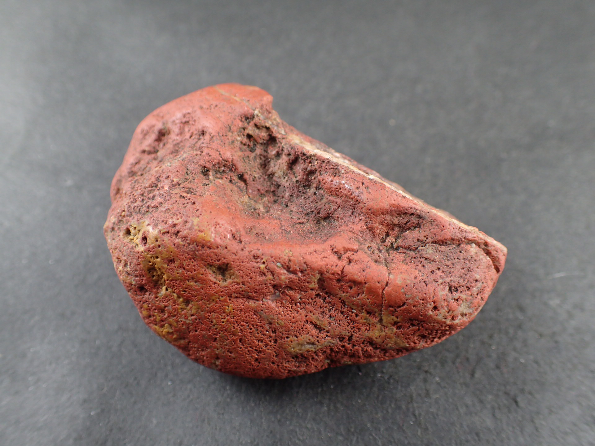 佐渡赤玉石 ｜石の販売専門店【vec stone club】