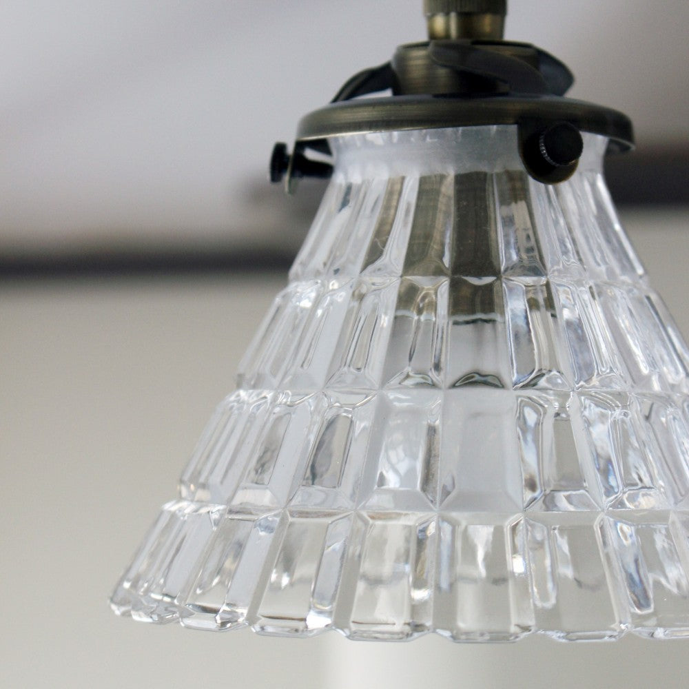 2月中旬入荷予定】ダイヤのようなカットガラスシェードのペンダント