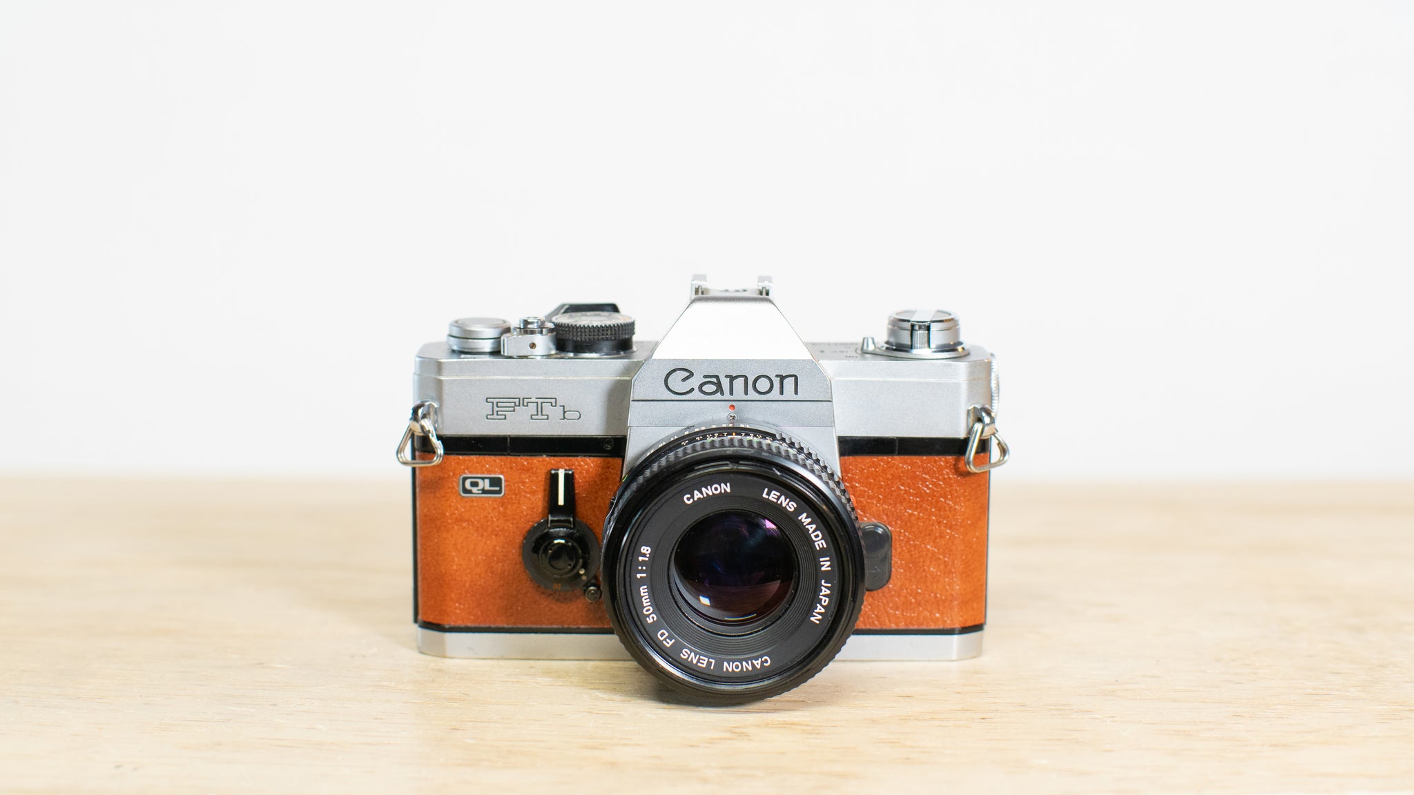 Canon FTb QL 35mm Film Camera – Viejita Vintage