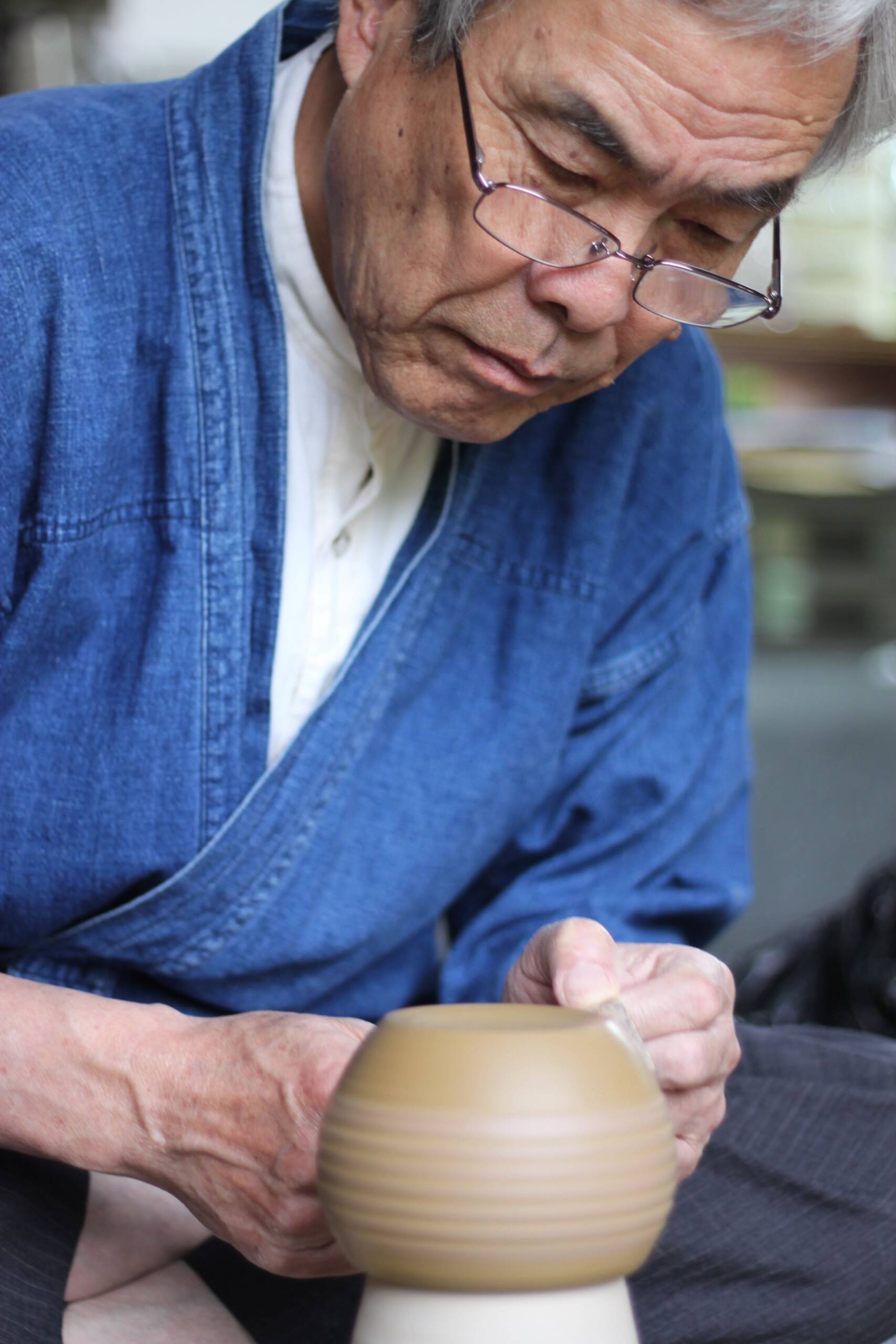 清水洋（三代 醉月）さんの工芸技術が四日市市無形文化財に、萬古焼の