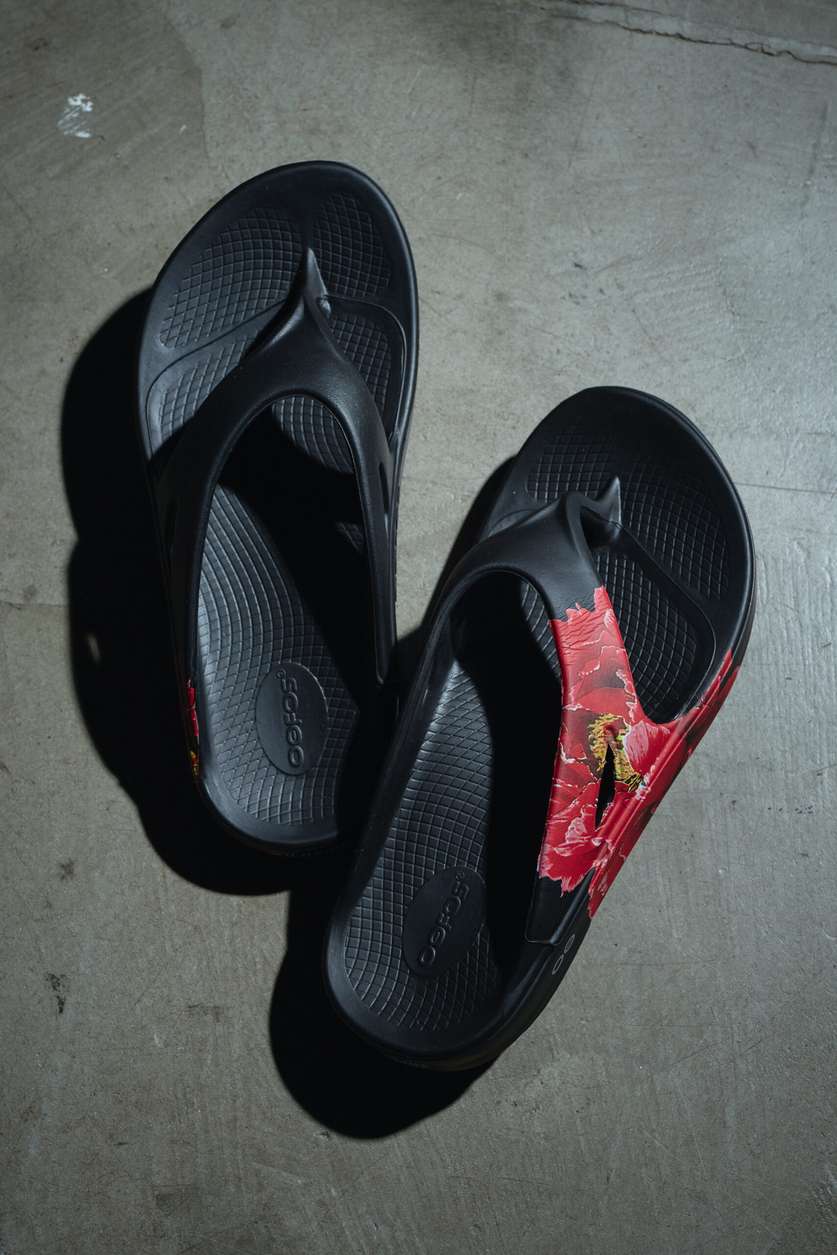 WILDSIDE YOHJI YAMAMOTO × OOFOS® Collaboration Collection | Yohji