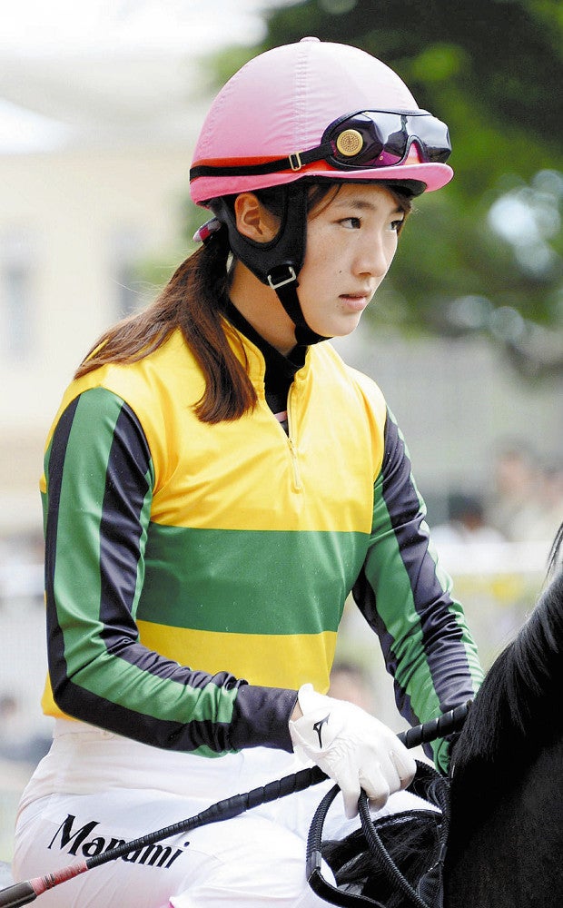 小倉競馬で永島まなみ騎手が女性最速JRA100勝…「もっと上を