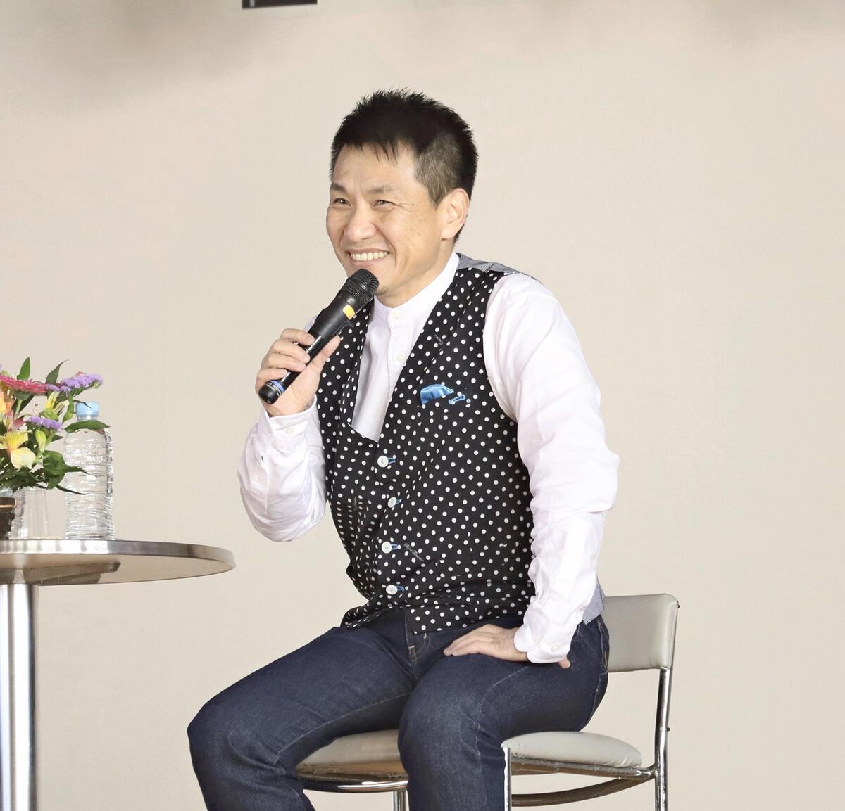 兵庫：漫才師日本一夢持つ大切さ：地域ニュース : 読売新聞