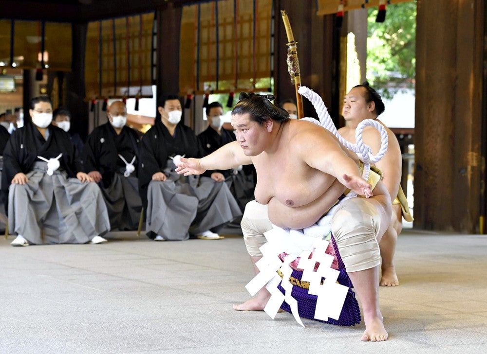 新横綱の照ノ富士、明治神宮で初の土俵入り奉納…「みんなに元気与え