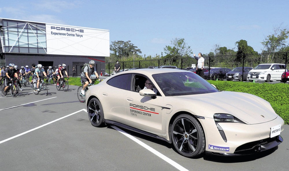 ふるさと納税1700万円でポルシェ施設を貸し切り…「唯一無二の